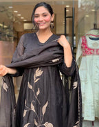 Shrdha black kurthi with pant and dupatta sey | 266
