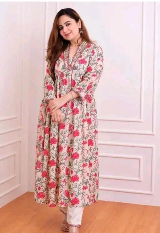 Chitrarekha Petite Women Kurta Sets