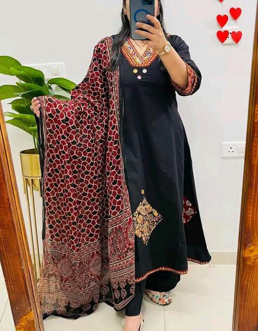 Rayon Kurti