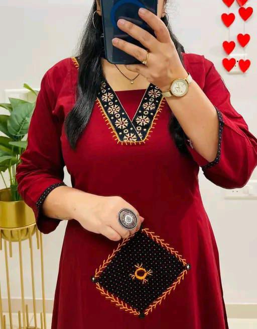 Rayon Women Kurti With Dupatta & Bottom Wear