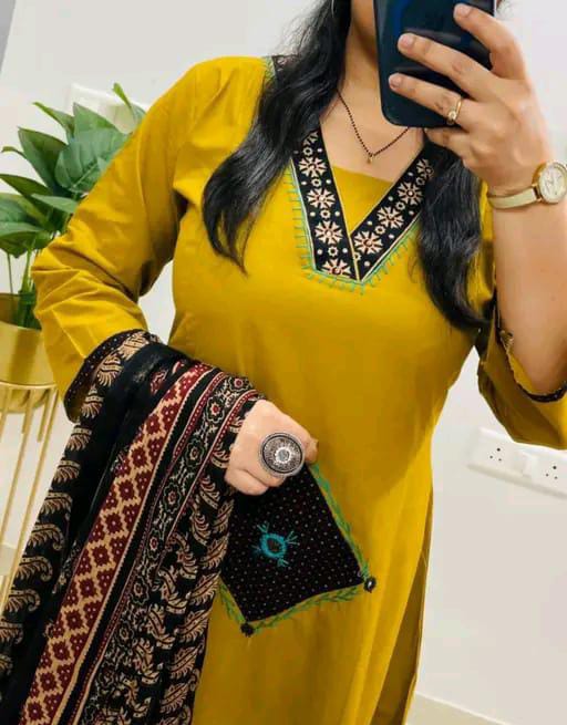 Rayon Women Kurti With Dupatta & Bottom Wear