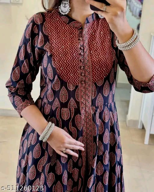Kashvi Fashionable Kurtis
