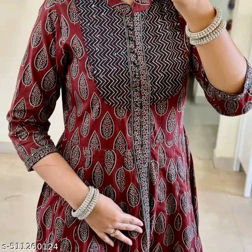 Kashvi Fashionable Kurtis
