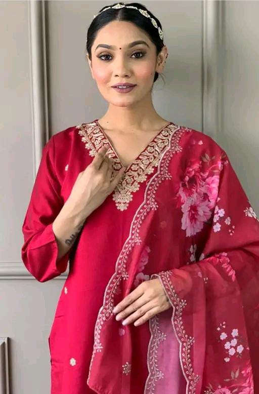 Chanderi Silk Kurti With Dupatta & Bottomwear