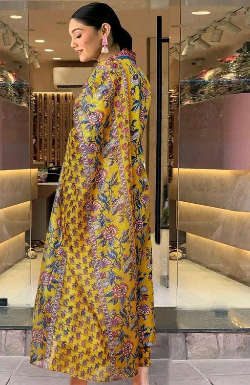 Printed Rayon Kurta with Three-quarter sleeves