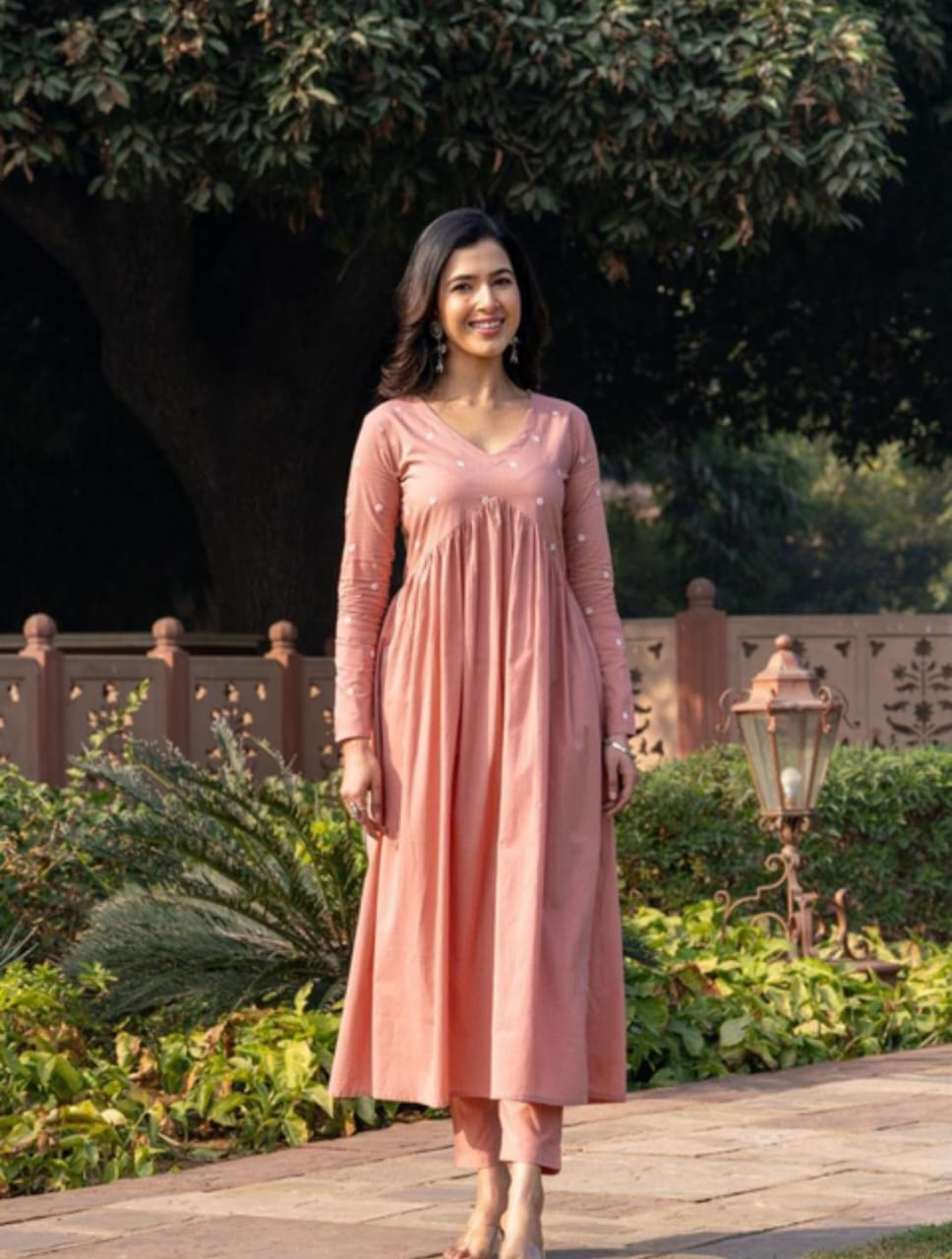 Aliya Cut Floral Embroidery Kurta Pant Set