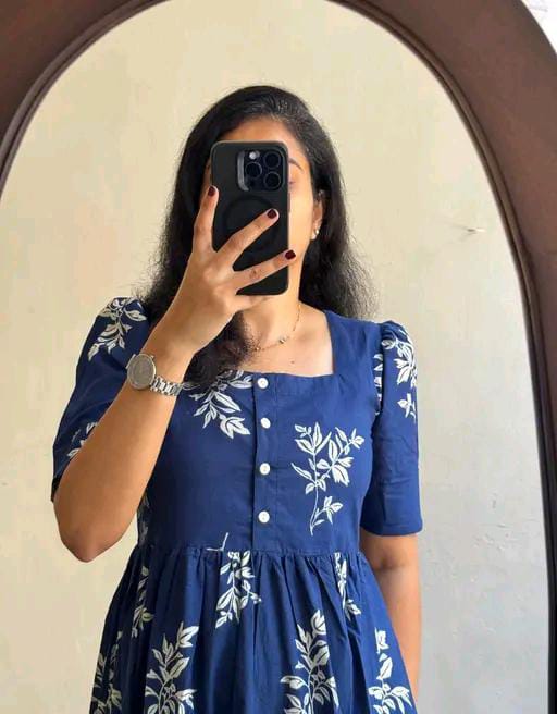 Aagam Drishya Kurtis