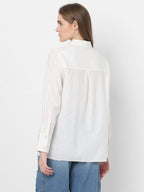 Women Regular Fit Solid Spread Collar Casual Shirt