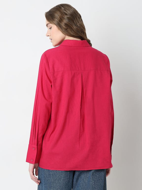 Women Regular Fit Solid Spread Collar Casual Shirt