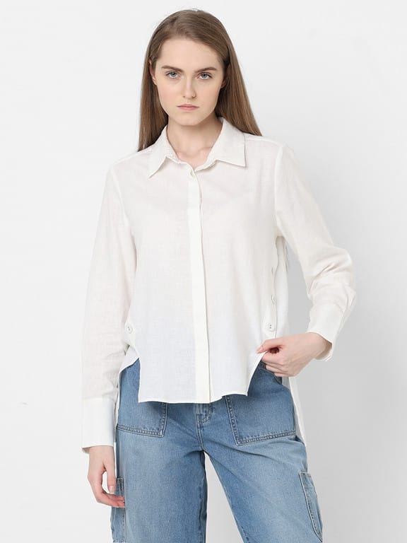 Women Regular Fit Solid Spread Collar Casual Shirt