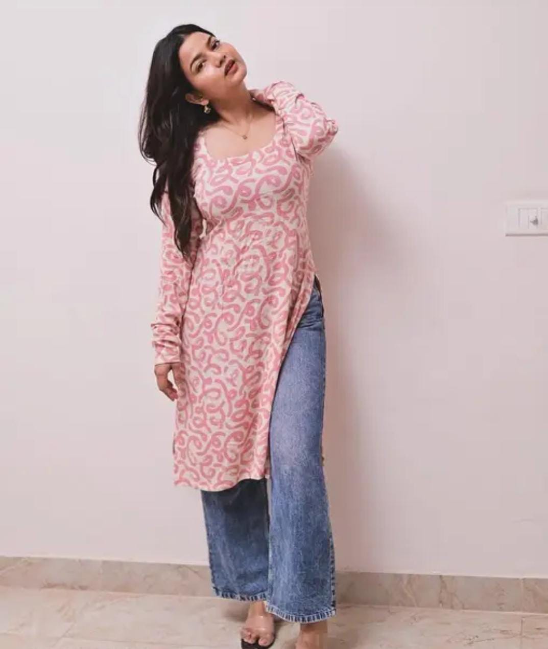 Puhi Rayon Printed Slit-Cut Kurti