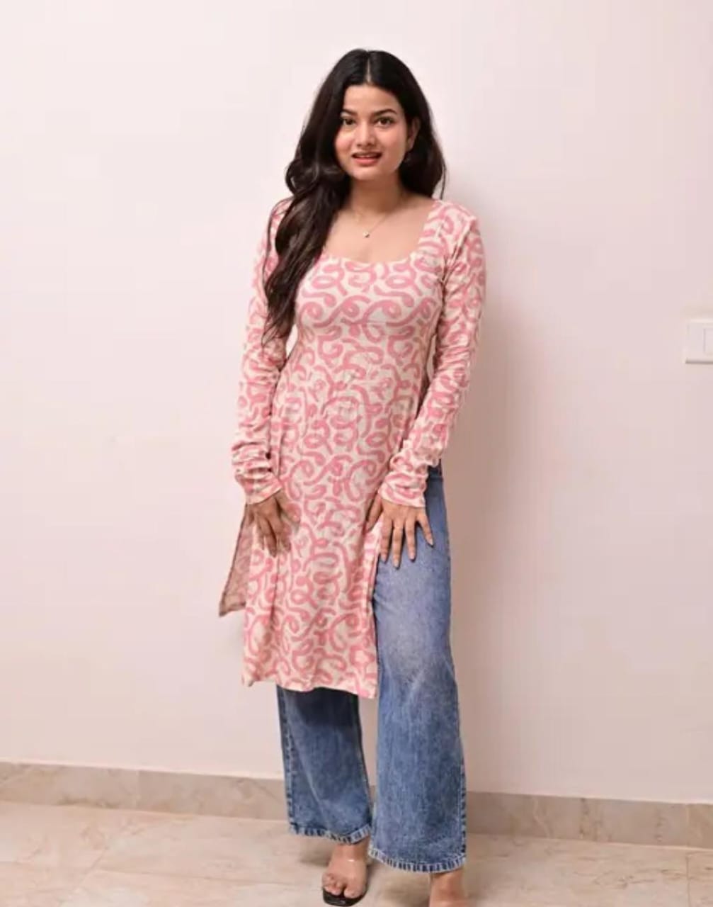 Puhi Rayon Printed Slit-Cut Kurti