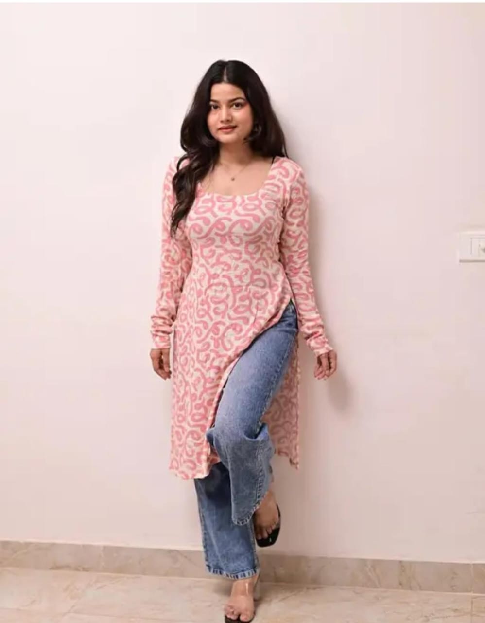 Puhi Rayon Printed Slit-Cut Kurti