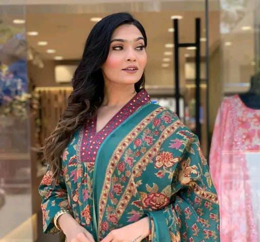 Printed Rayon Kurta with Three-quarter sleeves