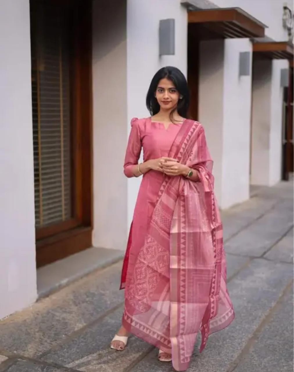 Bosaru Mosaic Top & Dupatta Set – Pink