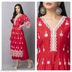 Aakarsha Petite Women Kurta Sets