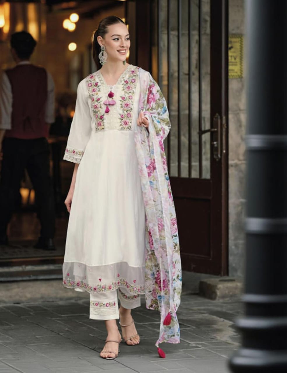 Silk Blend Kurta Pant Dupatta Set