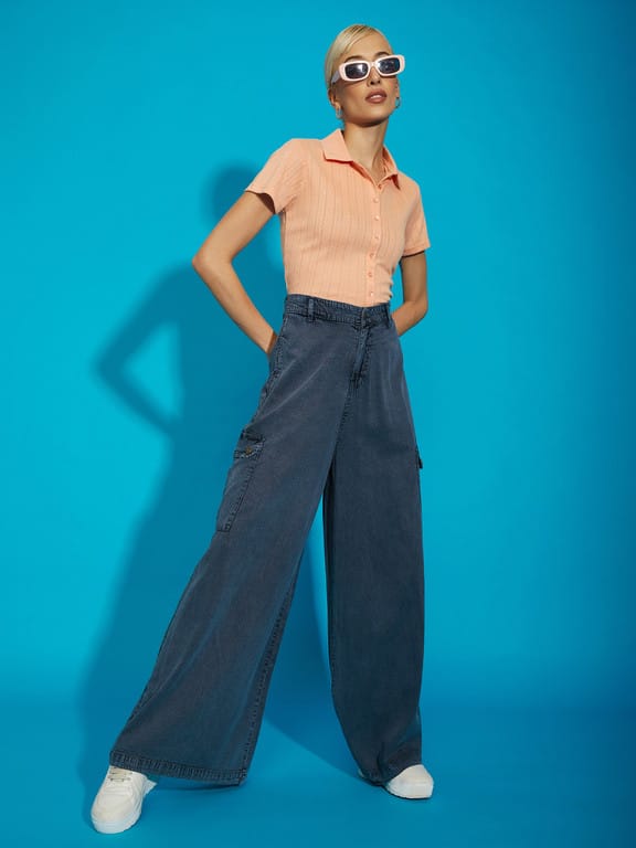 Jeans. High-Rise & Wide Leg