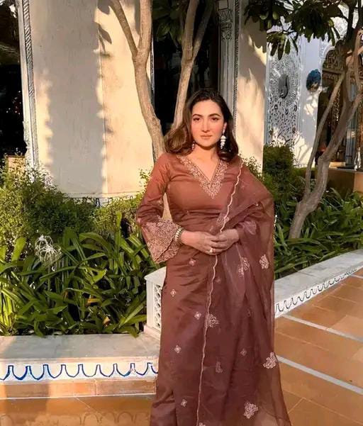 Trendy Petite Women Kurta Sets