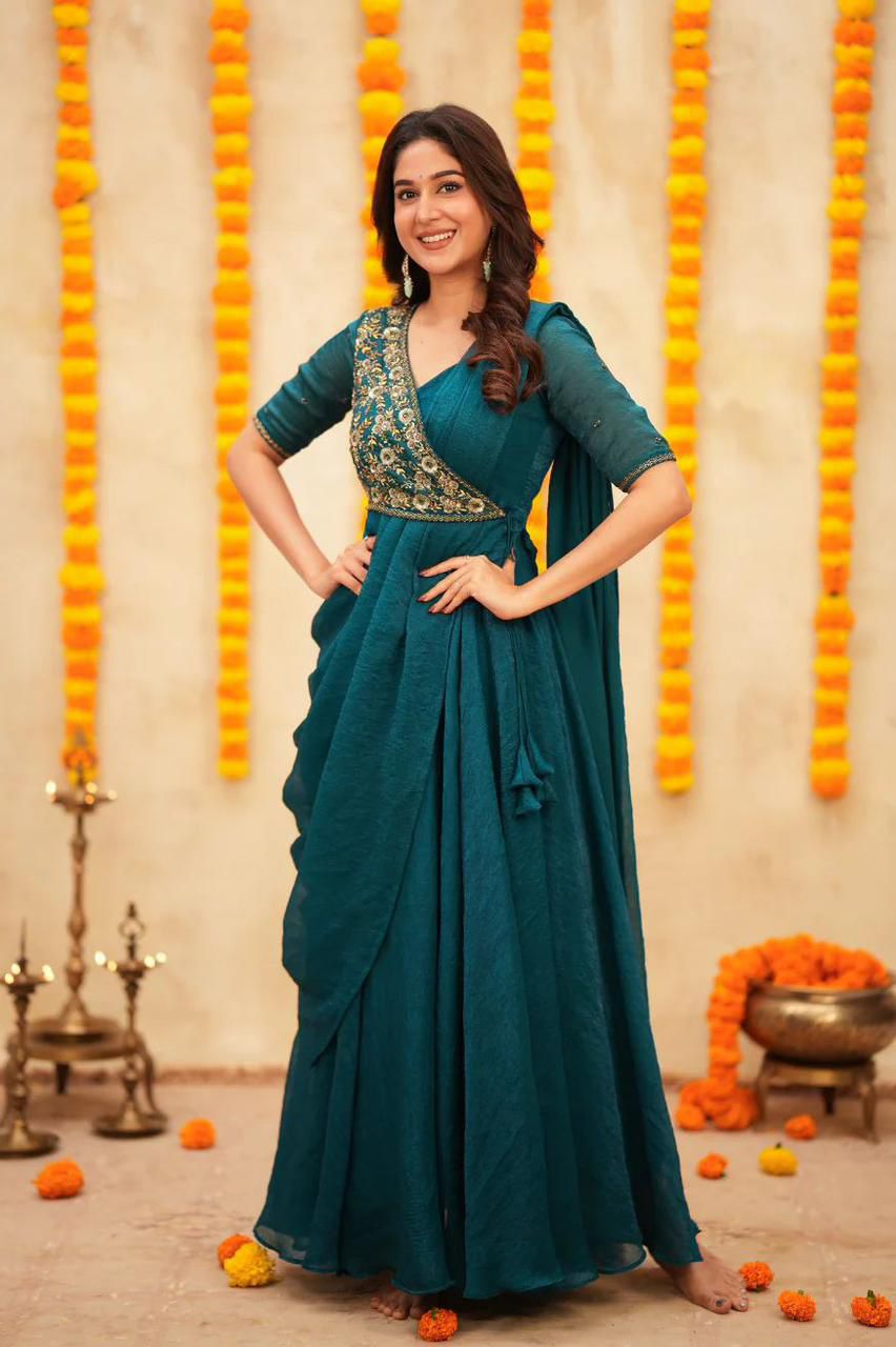 Meenakari’s Pre-Draped Saree–Anarkali