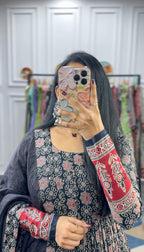 Kalamkari Gown Set – Elegance Redefined #190