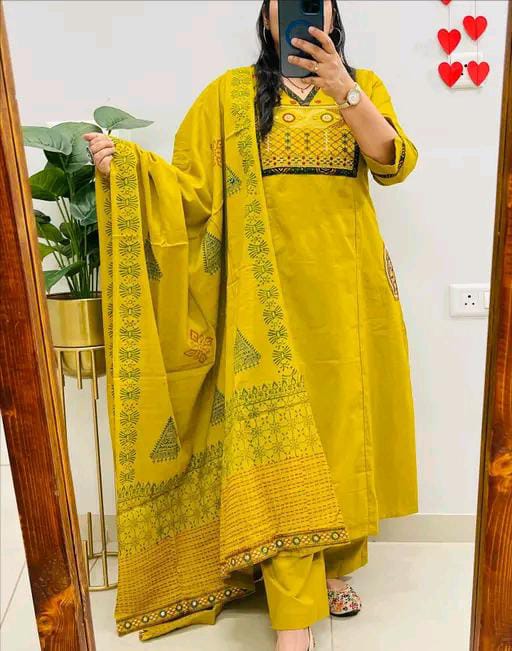 Rayon Slub Party Wear Kurti With Dupatta & Bottomwear #202