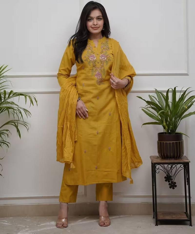 ETHNO STYLE Rayon Kurti With Dupatta & Bottomwear #239