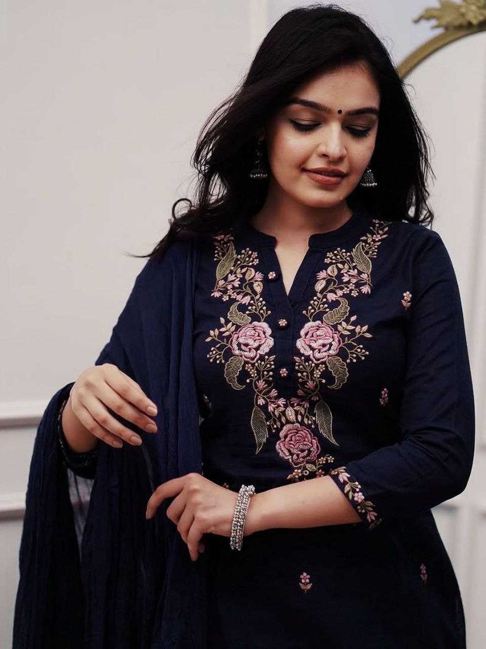 ETHNO STYLE Rayon Kurti With Dupatta & Bottomwear #239